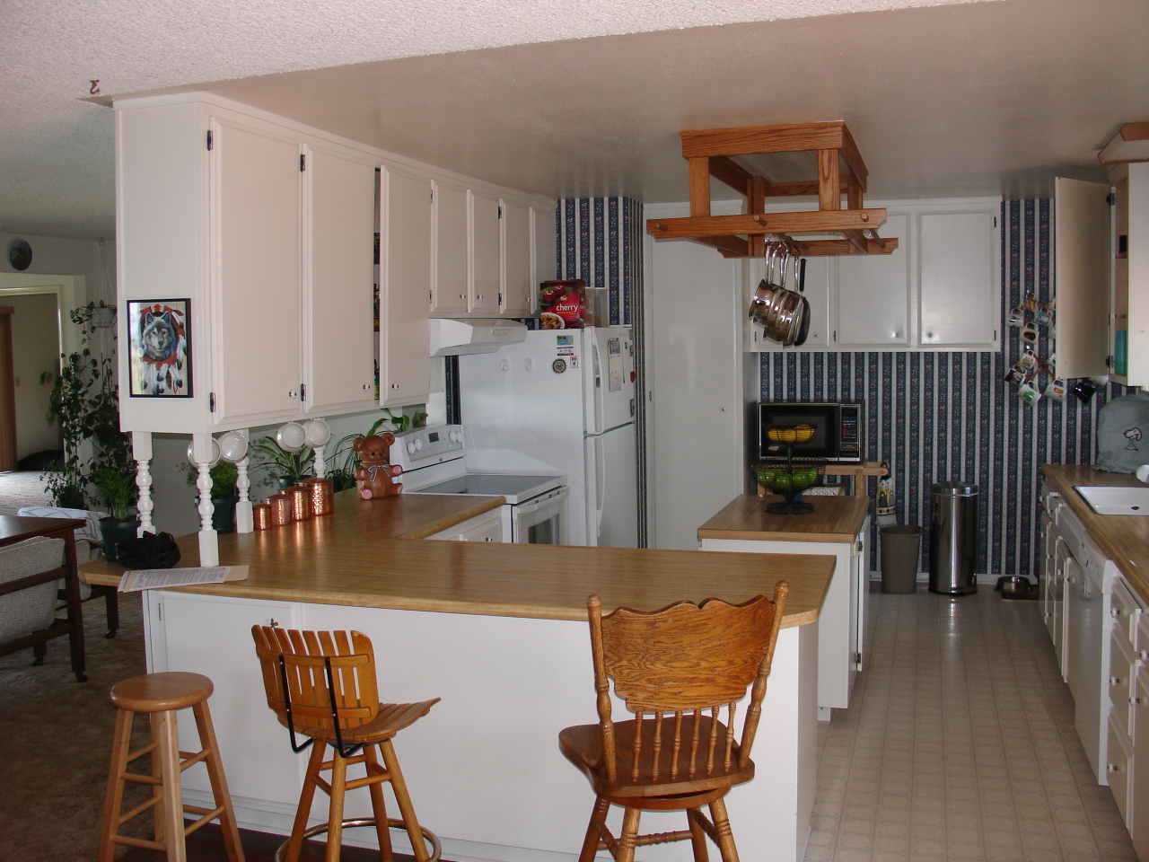 41863 McArthur Road Fall River Mills, CA 96028 - Photo 4 of 8 Spacious Country Kitchen