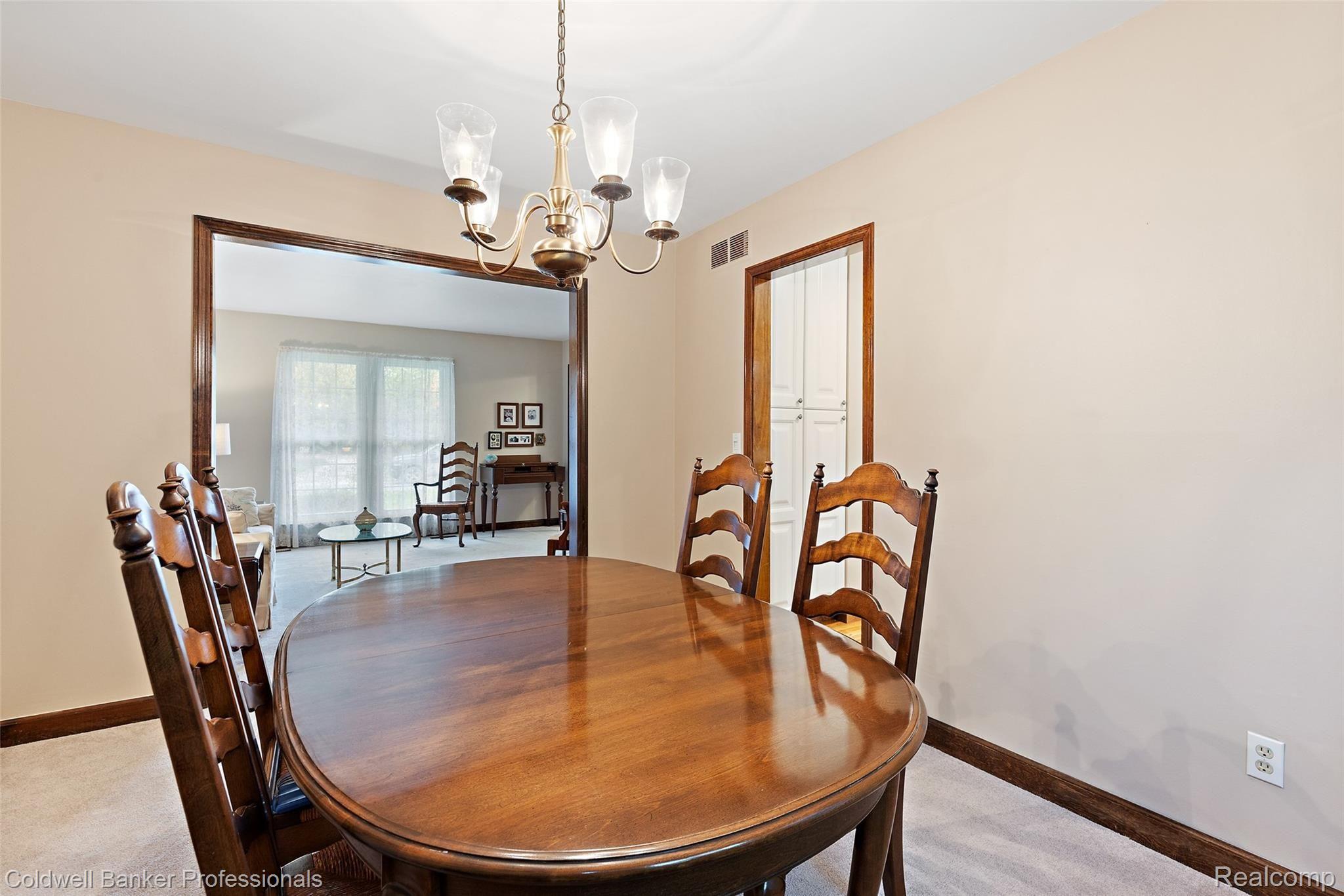 1288 Barneswood Lane Rochester, MI 48306 - Photo 18 of 49 1288 Barneswood Ln-18.jpg