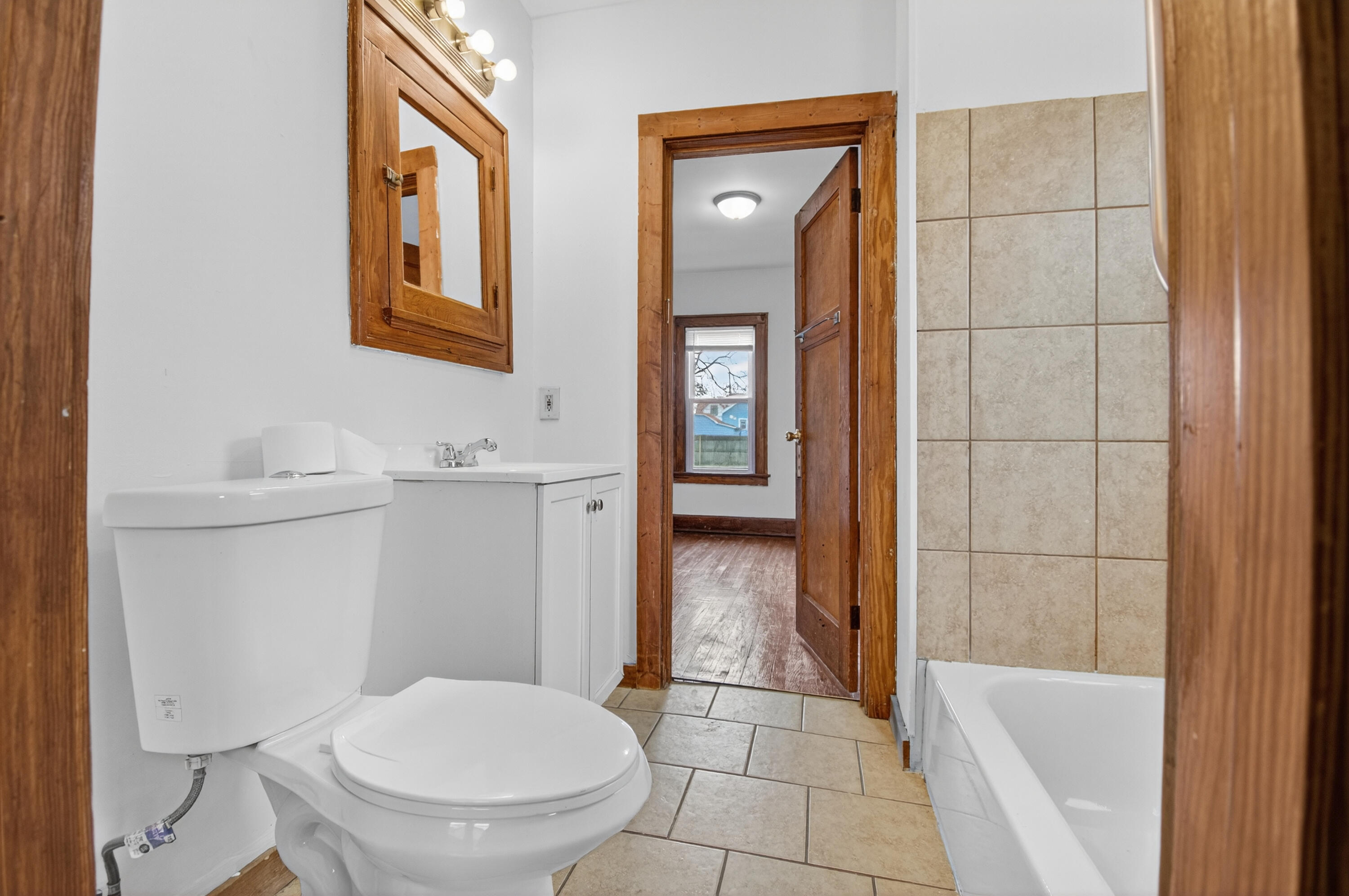 1927 Harriet Street Racine, WI 53404 - Photo 13 of 29 DSC_8195