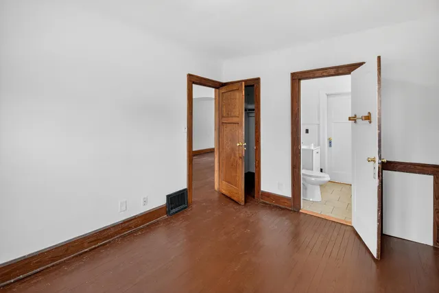 $1,375 | 1927 Harriet Street, Racine, WI 53404