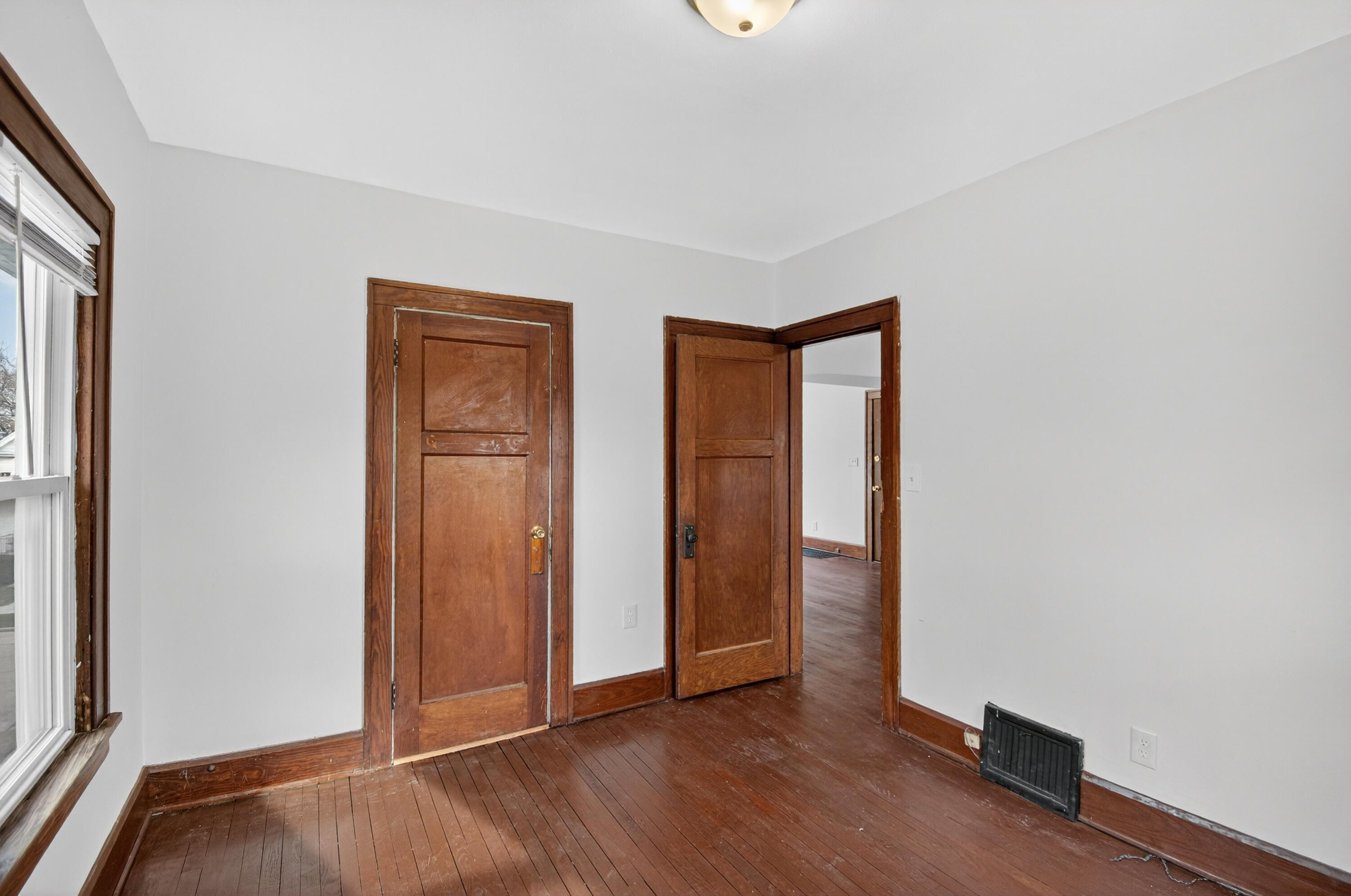 1927 Harriet Street Racine, WI 53404 - Photo 29 of 29 DSC_8307