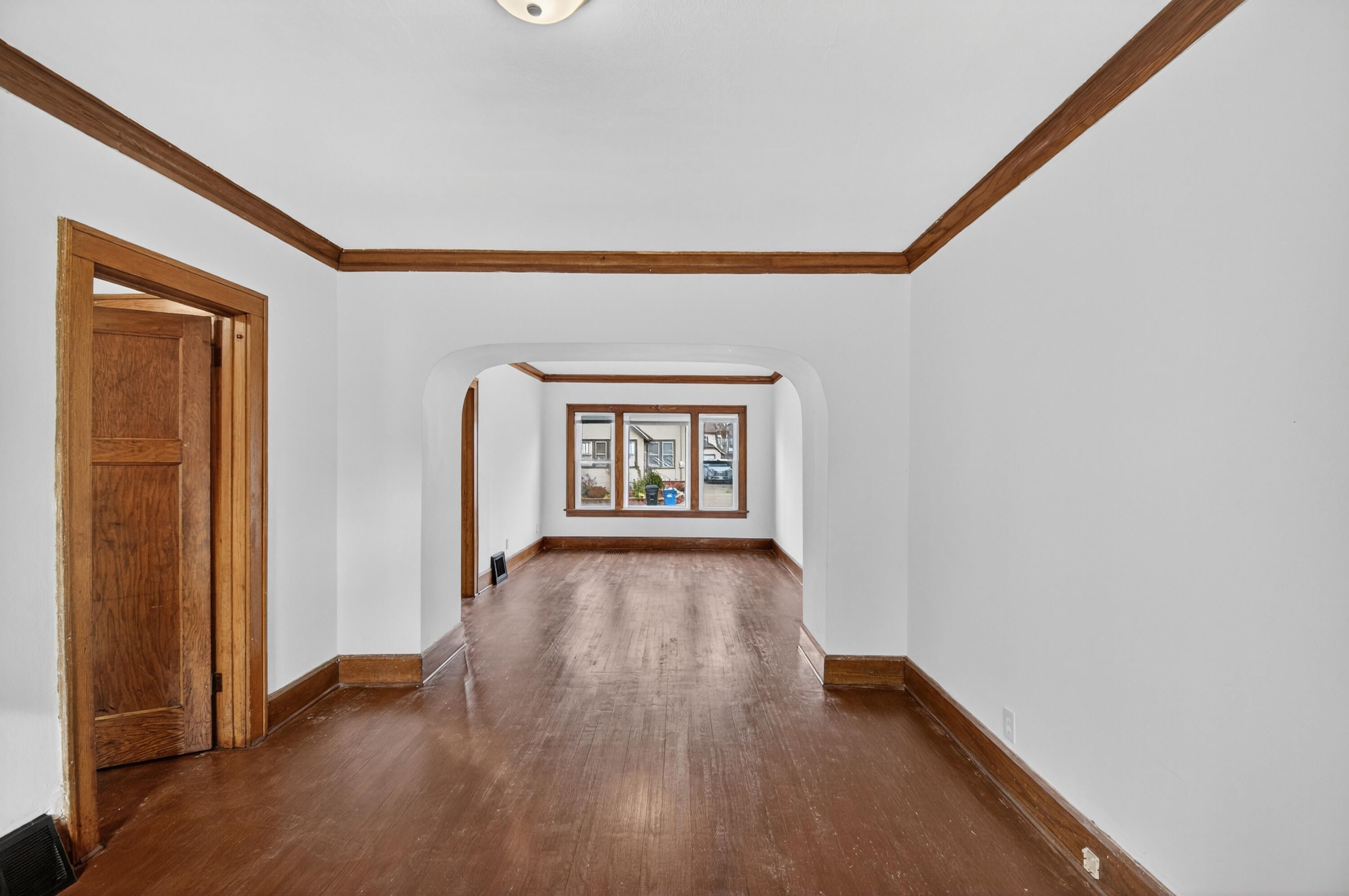 1927 Harriet Street Racine, WI 53404 - Photo 7 of 29 DSC_8153