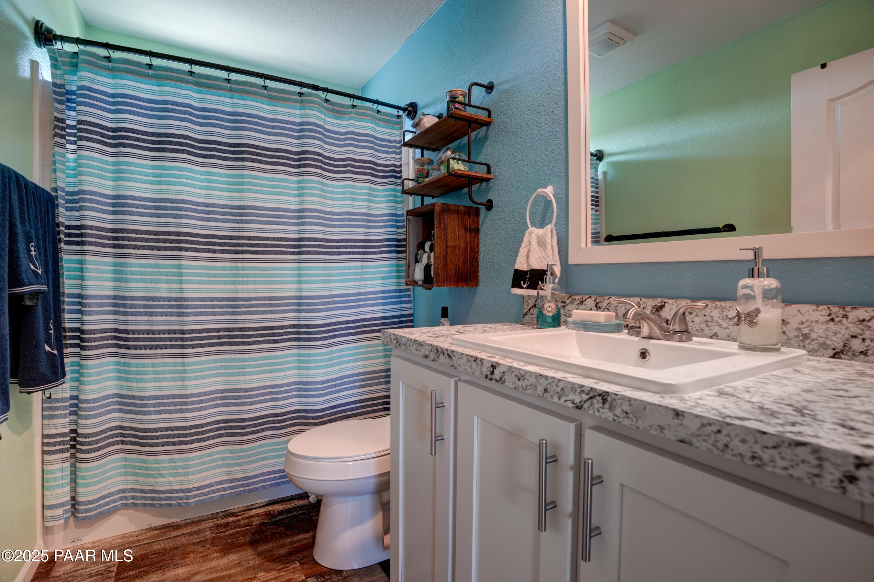 17717 East Roper Way Dewey, AZ 86327 - Photo 20 of 29 Guest Bathroom