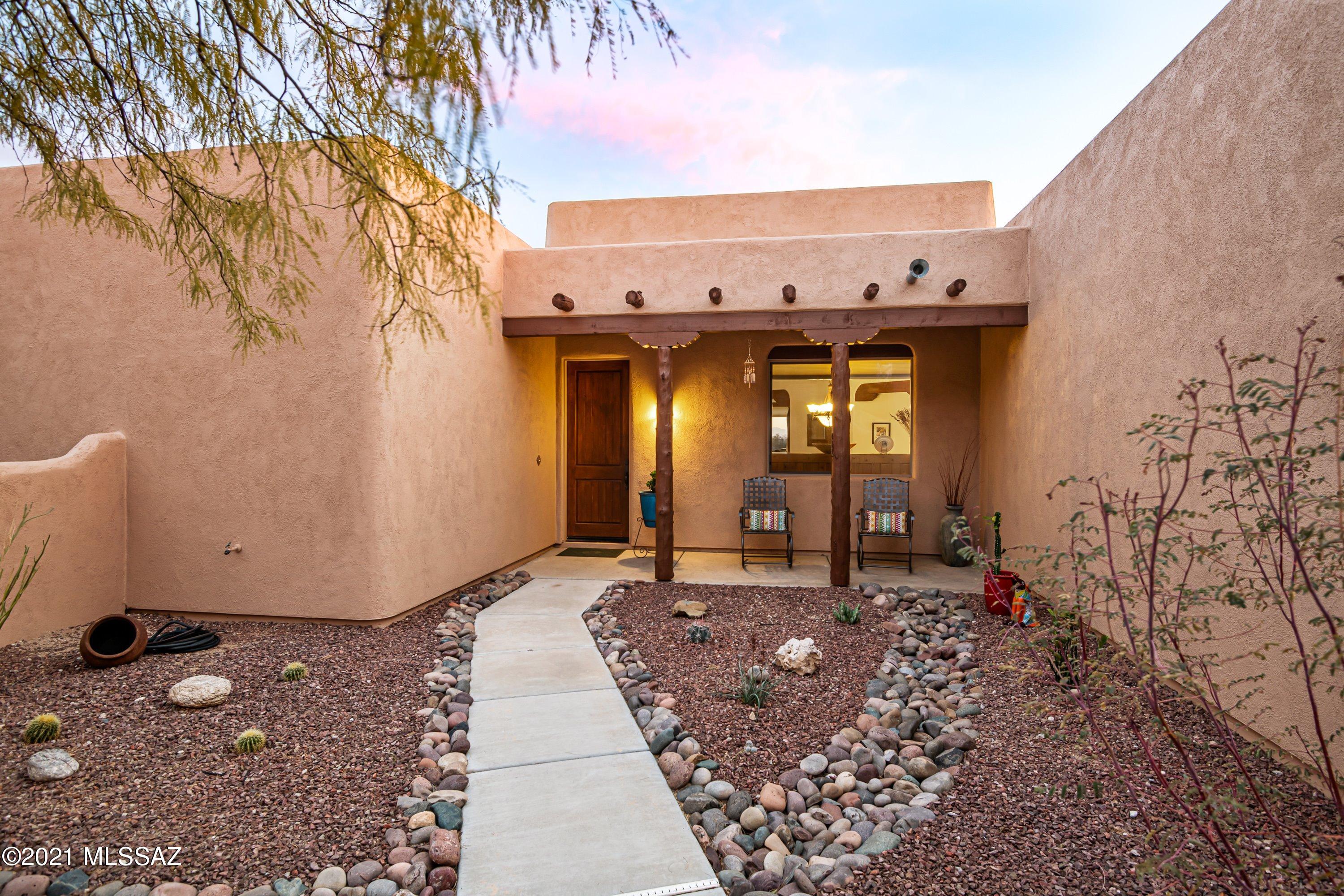 2425 West Oasis Road Oro Valley, AZ 85742 - Photo 2 of 36