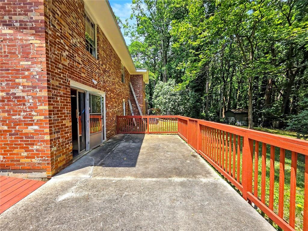 621 Rays Road Stone Mountain, GA 30083 - Photo 31 of 34