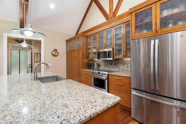 a view of an entryway with a tree