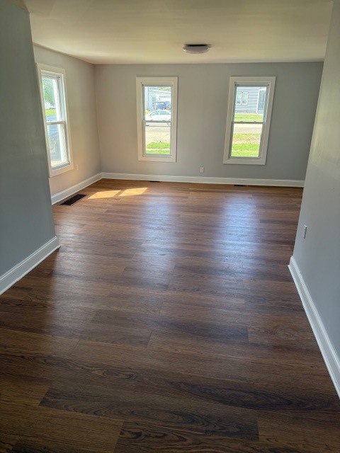209 East Farnham Street Sheffield, IL 61361 - Photo 4 of 17