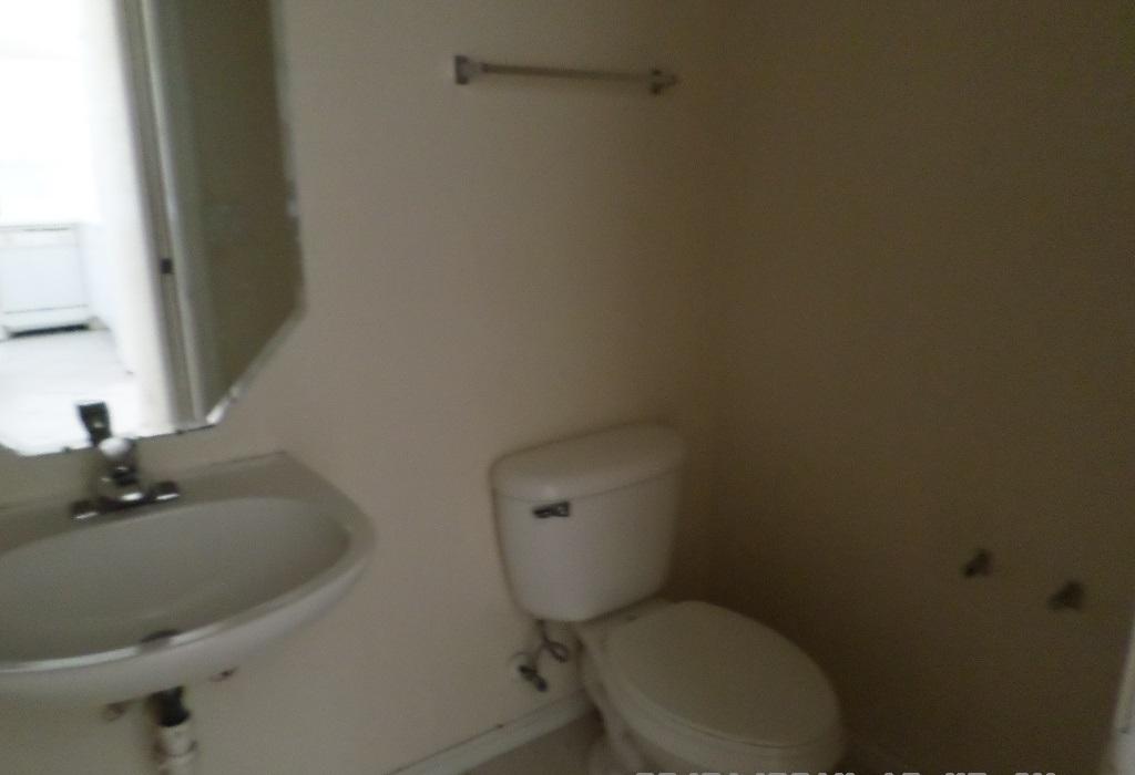 10060 Boca Palm Drive Boca Raton, FL 33498 - Photo 8 of 19 Powder Room
