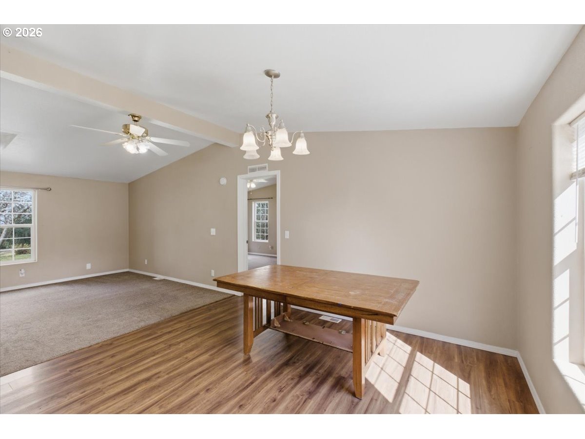 905 Mountain View Road Sweet Home, OR 97386 - Photo 16 of 42