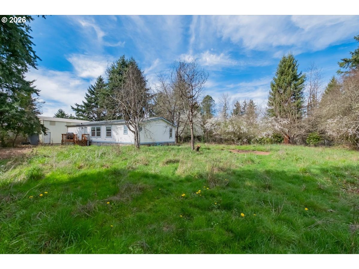 905 Mountain View Road Sweet Home, OR 97386 - Photo 39 of 42