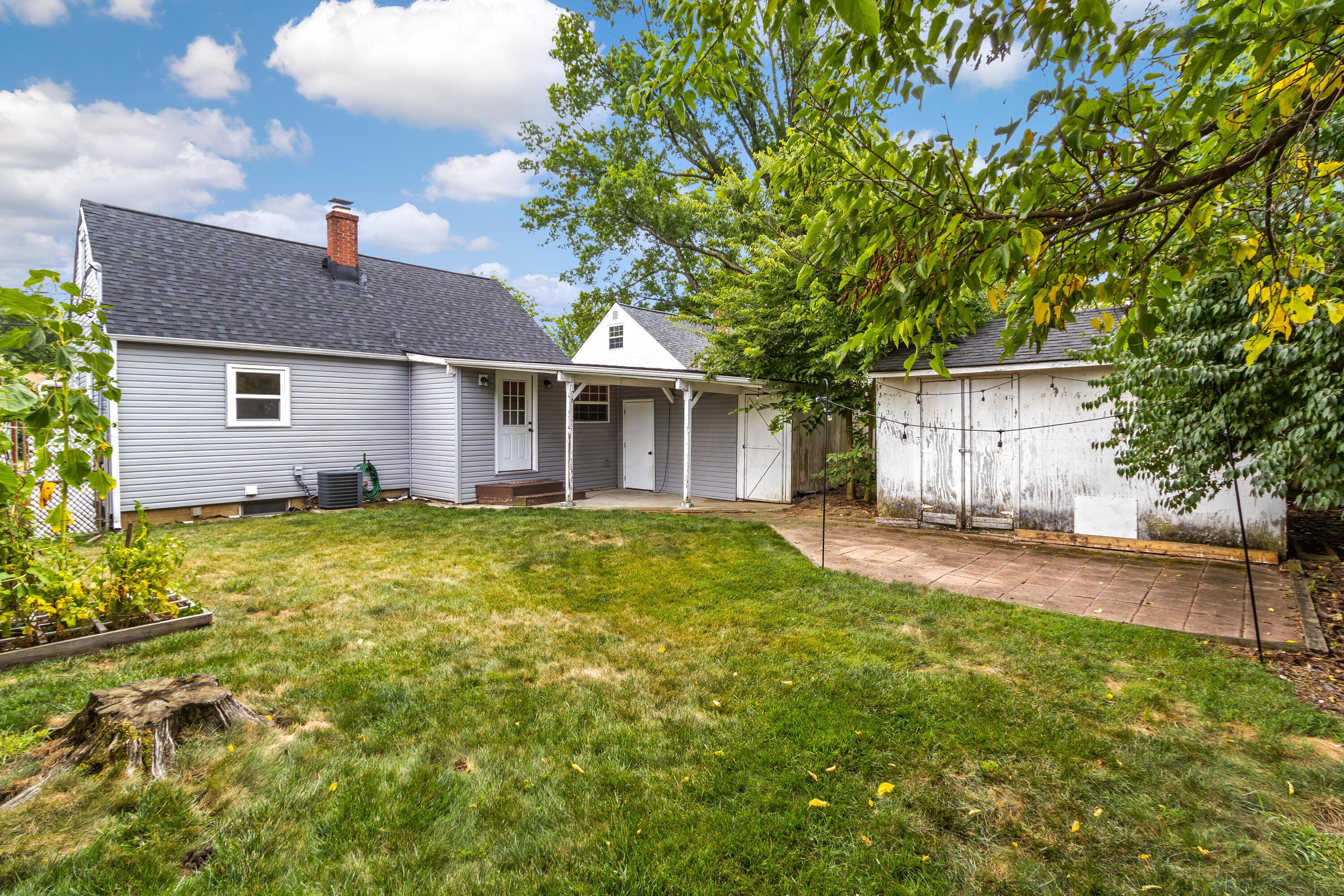 171 South Ashburton Road Columbus, OH 43213 - Photo 19 of 29 171 South Ashburton Road-24.jpg-FULL