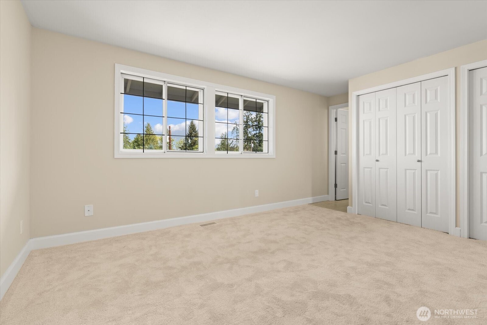 944 Maple Street Edmonds, WA 98020 - Photo 17 of 39