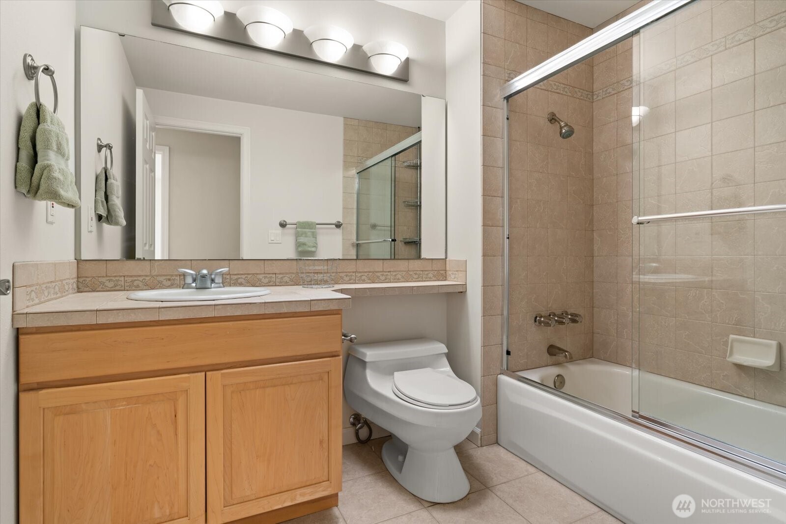 944 Maple Street Edmonds, WA 98020 - Photo 19 of 39