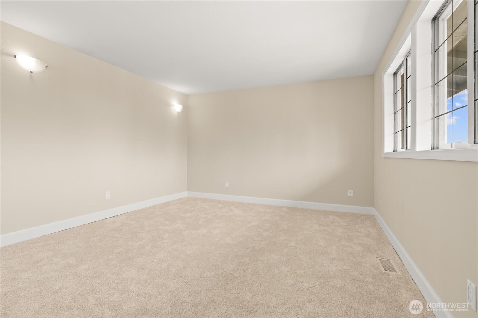 944 Maple Street Edmonds, WA 98020 - Photo 20 of 39