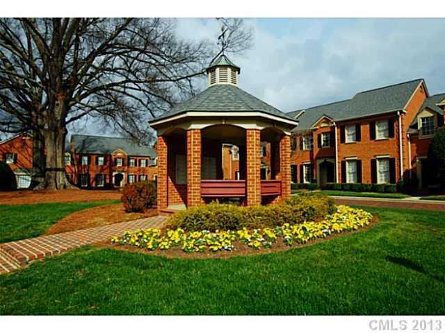 2835 Sharon View Road, Unit 283513 Charlotte, NC 28210 - Photo 14 of 16 Gallery Image 14