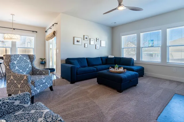 $400,000 | 39 Larson Drive, Simpsonville, SC 29681