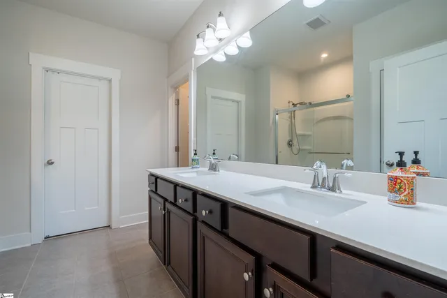 $400,000 | 39 Larson Drive, Simpsonville, SC 29681