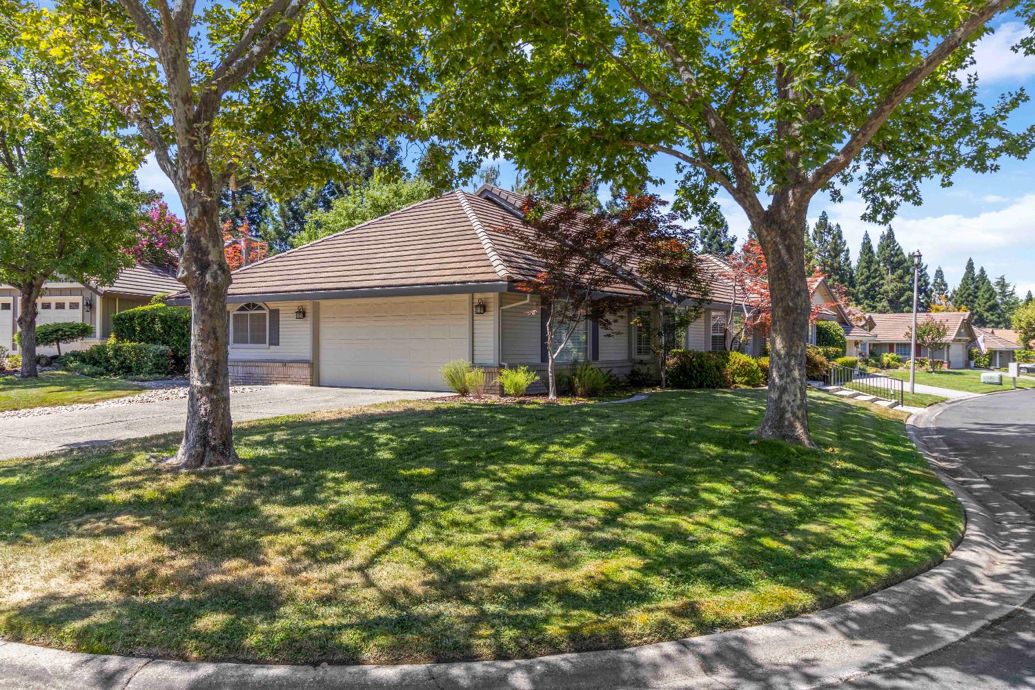 1311 Aberdeen Circle Granite Bay, CA 95746 - Photo 4 of 50 a house view with a garden space