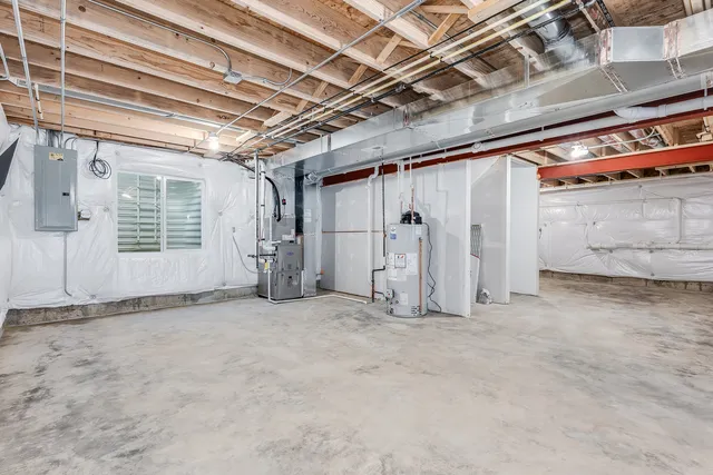 a view of a room with an empty space