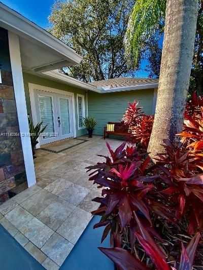 382 Northwest 35th Lane Boca Raton, FL 33431 - Photo 2 of 18