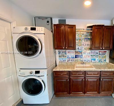 382 Northwest 35th Lane Boca Raton, FL 33431 - Photo 12 of 18