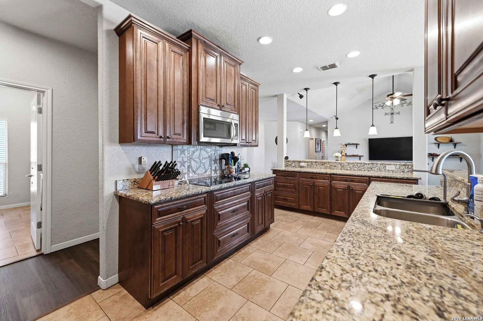 14838 St Hedwig Road St. Hedwig, TX 78152 - Photo 15 of 49 Gallery Image 15