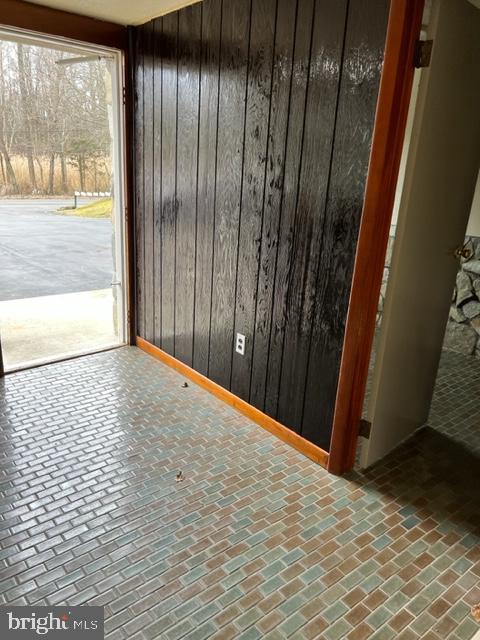 9 Springfield Road Wrightstown, NJ 08562 - Photo 2 of 7