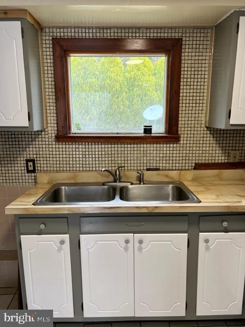 9 Springfield Road Wrightstown, NJ 08562 - Photo 3 of 7