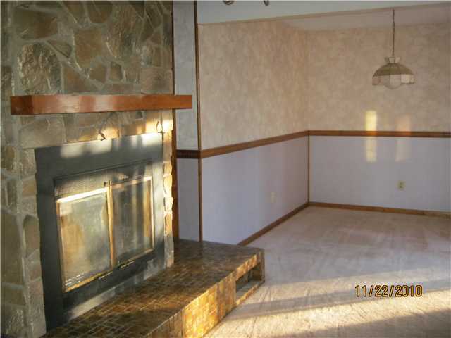 8745 Blacks Road Southwest Pataskala, OH 43062 - Photo 3 of 6