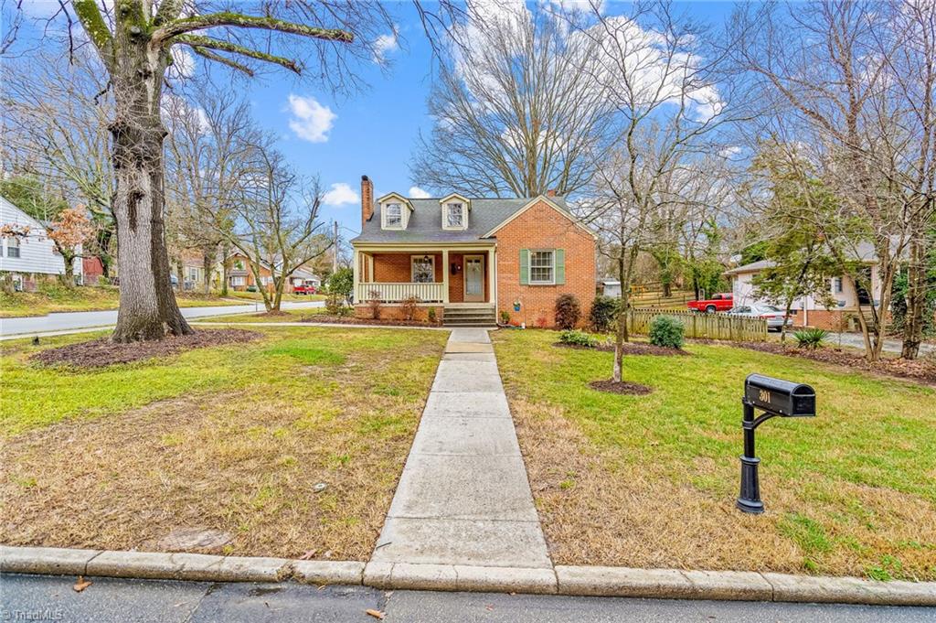 301 East Farriss Avenue High Point, NC 27262 - Photo 2 of 43