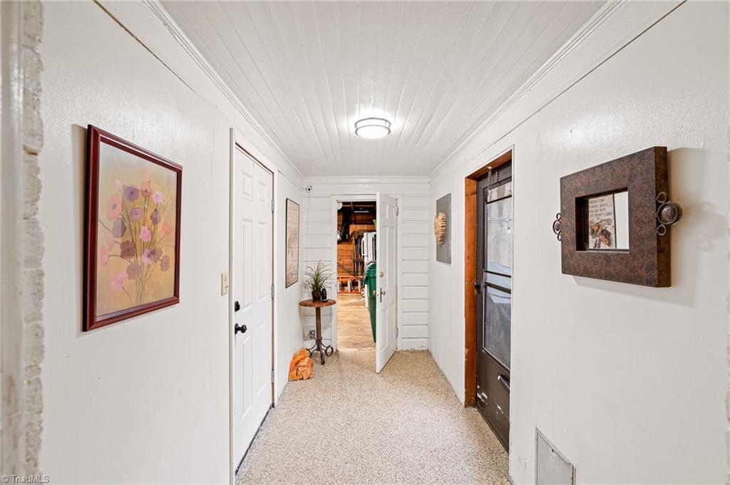 301 East Farriss Avenue High Point, NC 27262 - Photo 25 of 43