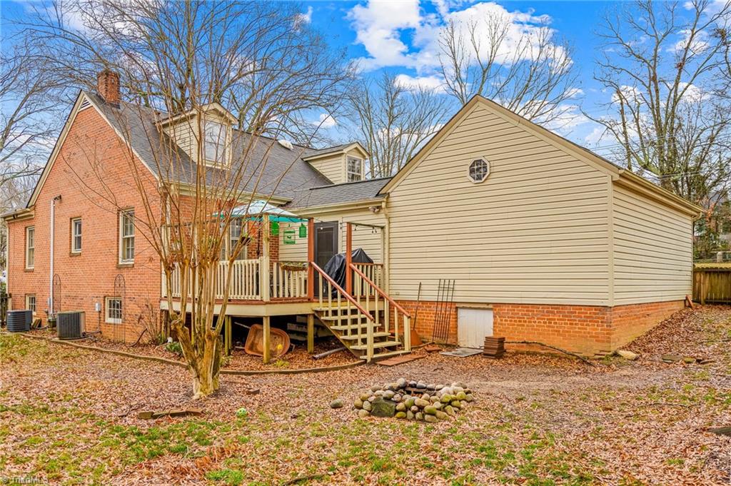 301 East Farriss Avenue High Point, NC 27262 - Photo 36 of 43