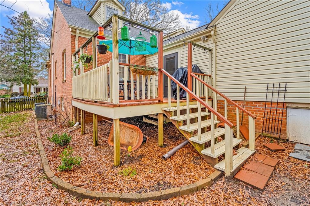 301 East Farriss Avenue High Point, NC 27262 - Photo 39 of 43