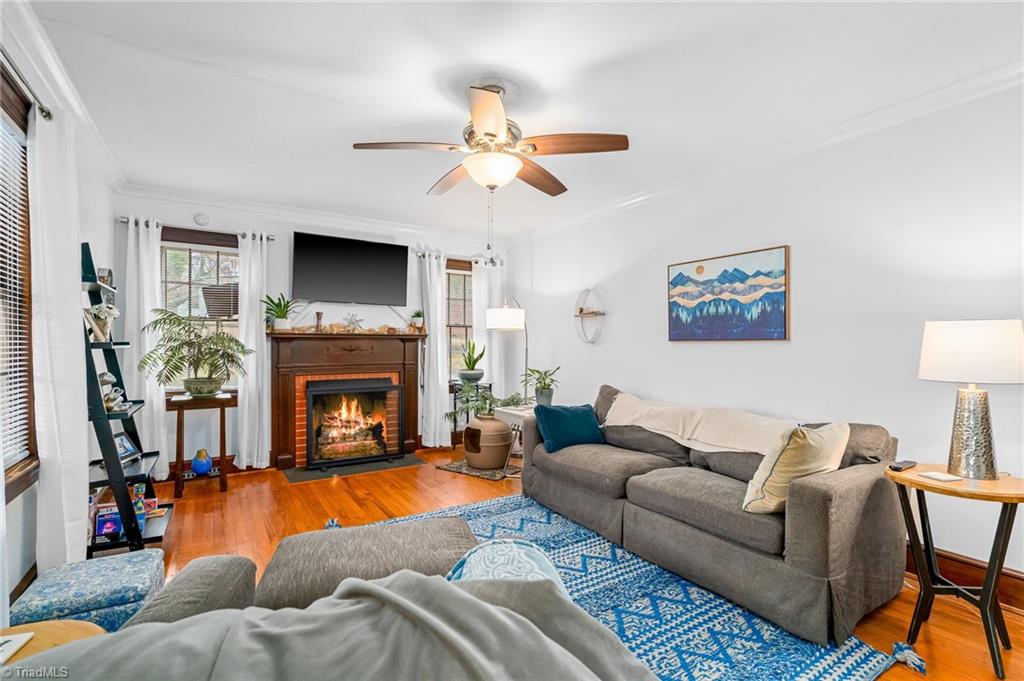 301 East Farriss Avenue High Point, NC 27262 - Photo 7 of 43