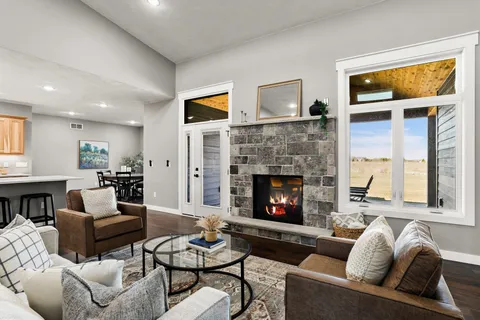 $769,900 | 3814 West Fieldwood Drive, Janesville, WI 53545