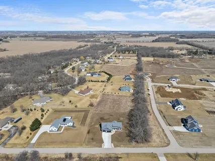 $769,900 | 3814 West Fieldwood Drive, Janesville, WI 53545