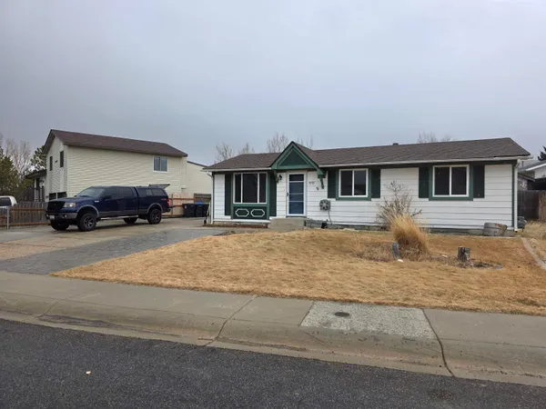 $270,000 | 1440 North Riverbend Drive, Green River, WY 82935