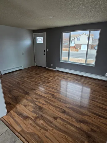 $275,000 | 1440 North Riverbend Drive, Green River, WY 82935