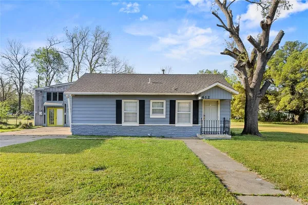$157,000 | 612 Poplar Street, Teague, TX 75860