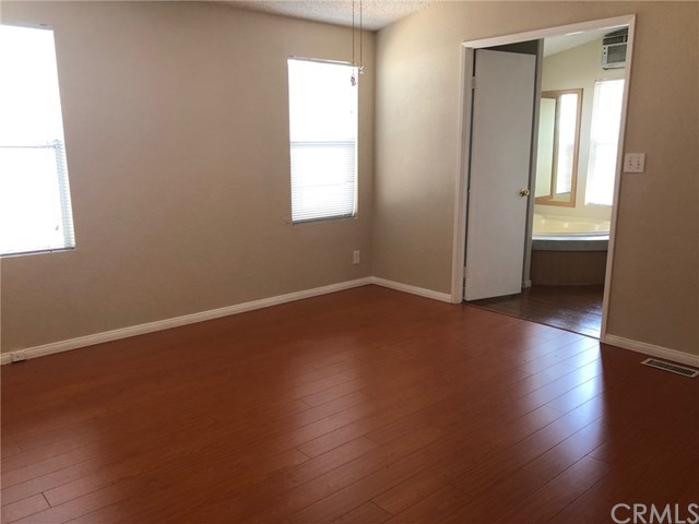 4041 Pedrey Riverside Ca, Unit 6 Riverside, CA 92509 - Photo 7 of 11 Gallery Image 7