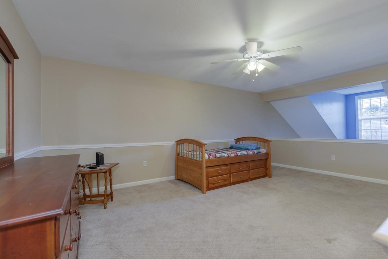 18 Pleasant Street Windham, NH 03087 - Photo 24 of 38