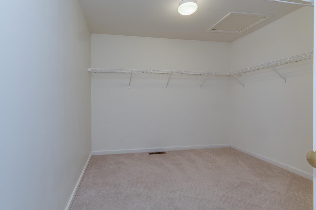 18 Pleasant Street Windham, NH 03087 - Photo 28 of 38