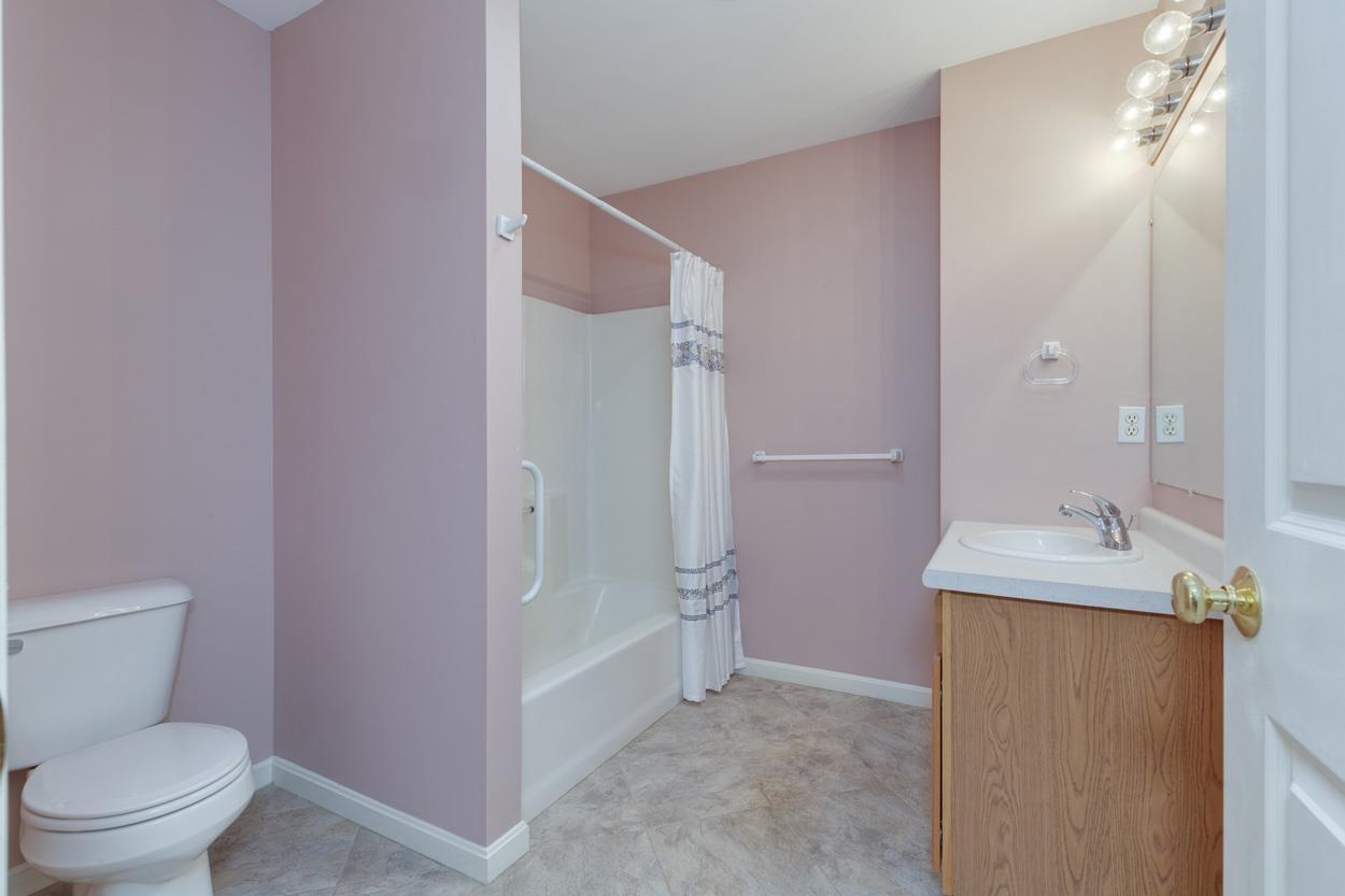 18 Pleasant Street Windham, NH 03087 - Photo 32 of 38