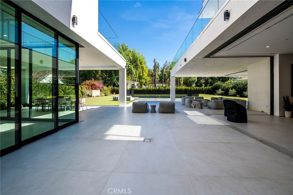 4930 Palomar Drive Tarzana, CA 91356 - Photo 17 of 43 a view of a porch with furniture