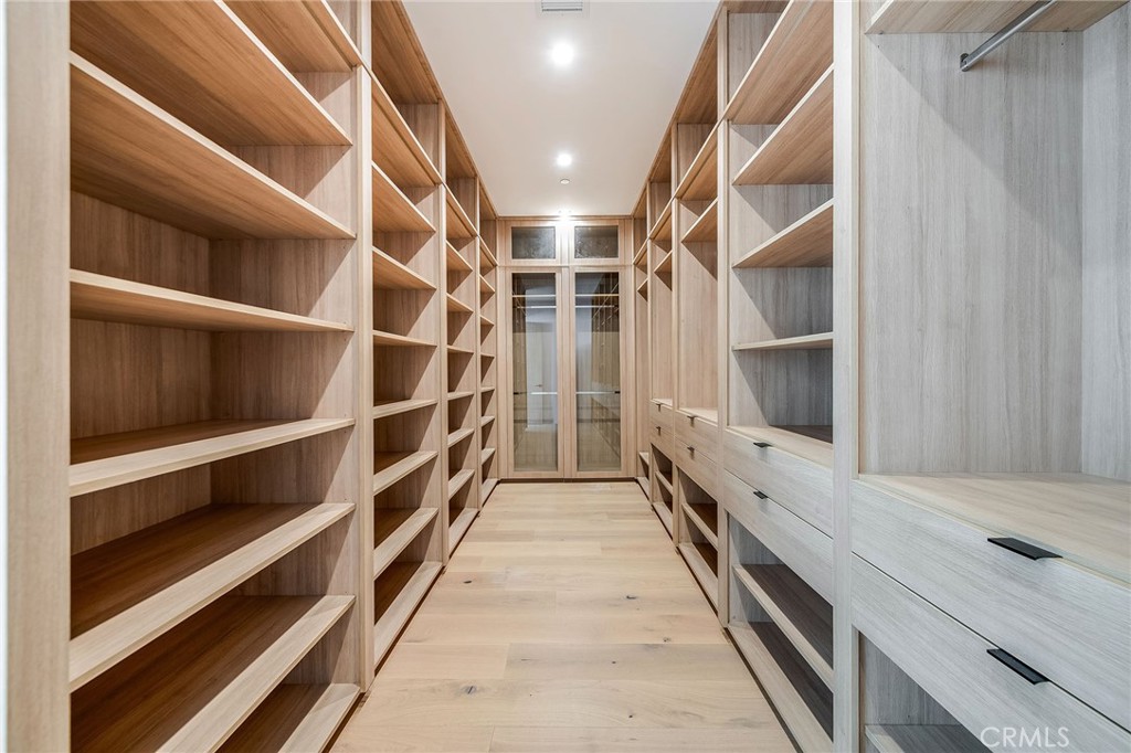 4930 Palomar Drive Tarzana, CA 91356 - Photo 38 of 43 a view of an empty walk in closet