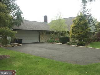 48 Spicebush Road Levittown, PA 19056 - Photo 1 of 4 Gallery Image 1