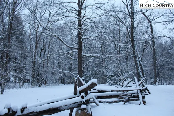 $327,500 | 169 Woodside Road, Galax, VA 24333