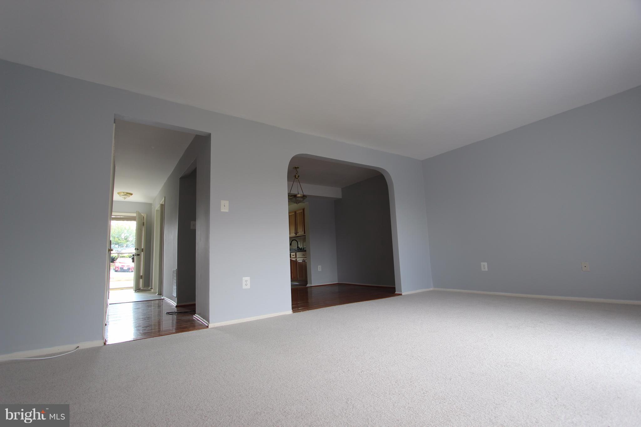 2328 Sun Valley Circle, Unit 1K Silver Spring, MD 20906 - Photo 9 of 23 Living Room