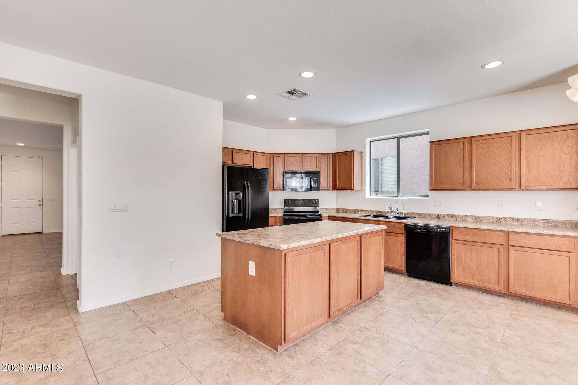 9323 West Payson Road Tolleson, AZ 85353 - Photo 7 of 35 7E6D3A16-9231-4516-8185-B5AB6685C713