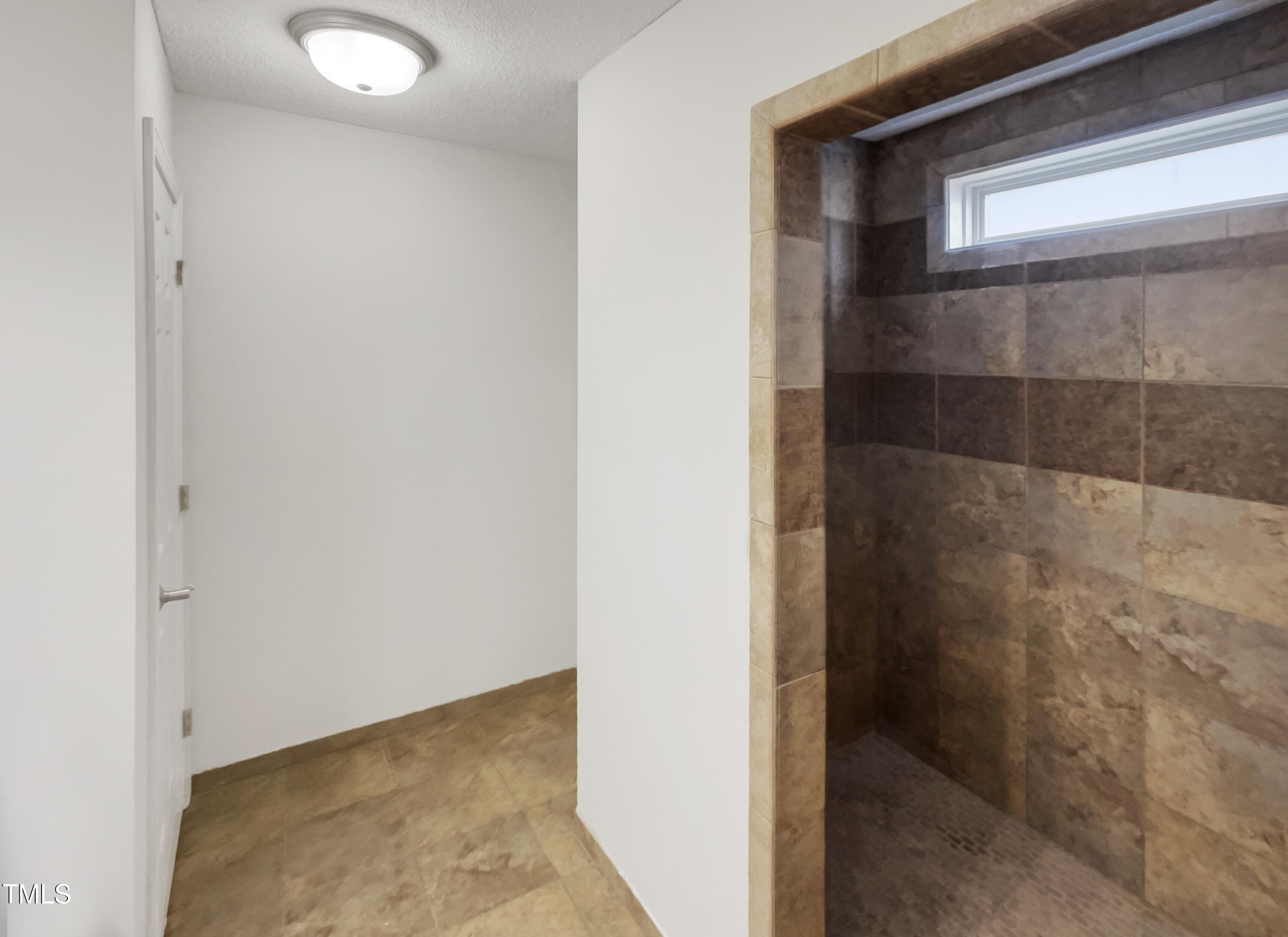11 Windsor Glen Drive Durham, NC 27703 - Photo 20 of 29 a view of hallway